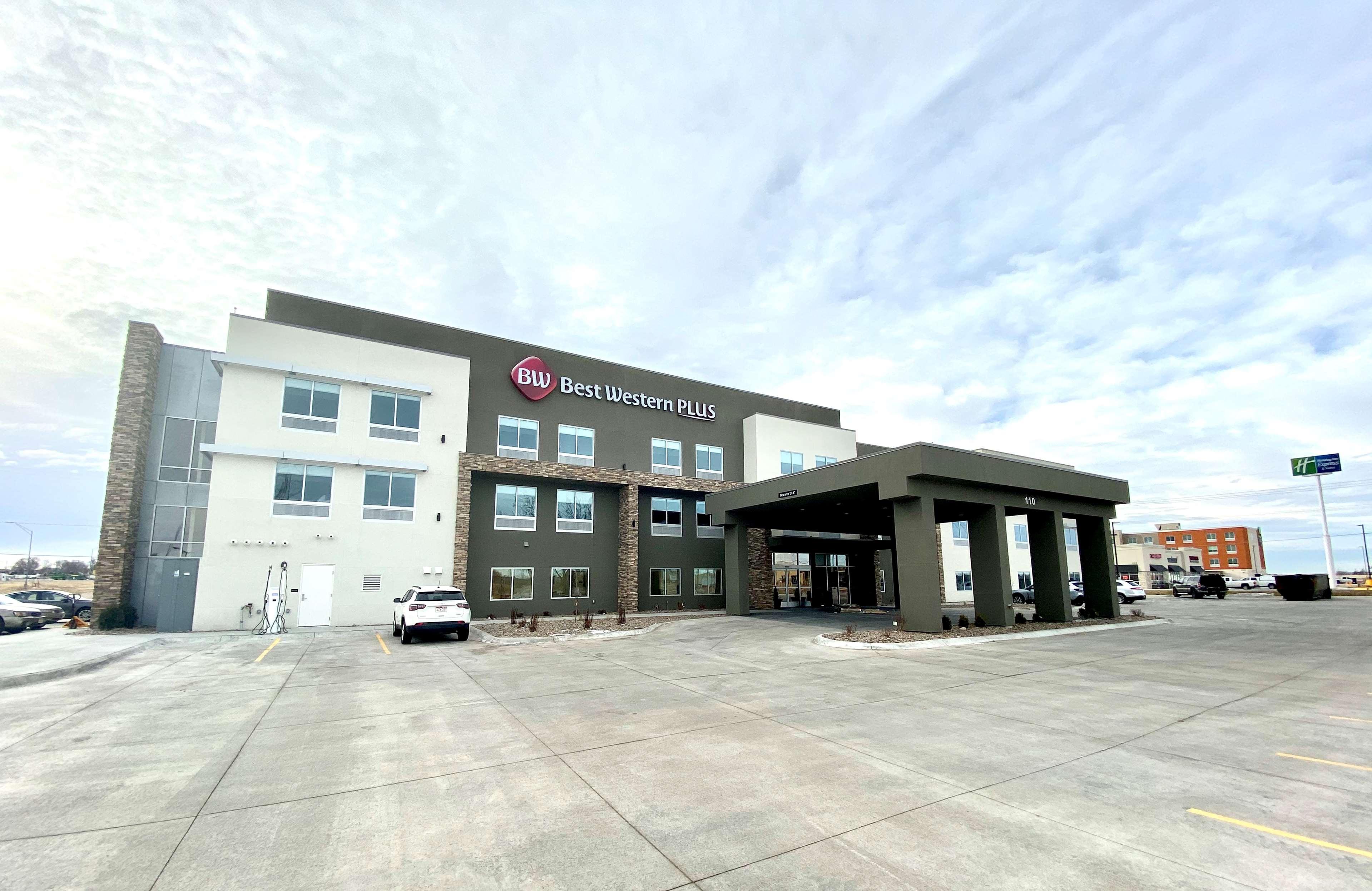 Best Western Plus Ogallala Inn Екстериор снимка